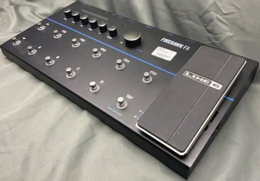 Line 6 - Firehawk HD Multi Effects Pedal 2